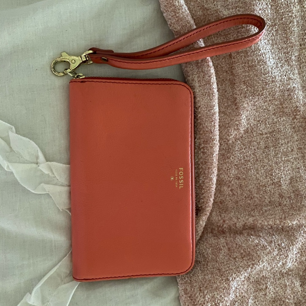 Fossil Wristlet
